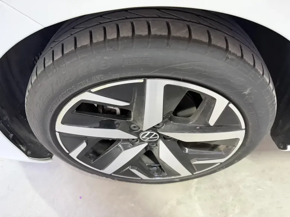 Volkswagen Lamando Lingdu 2024 Lingdu L 280TSI DSG Cool Edition 2024 — thumbnail 3