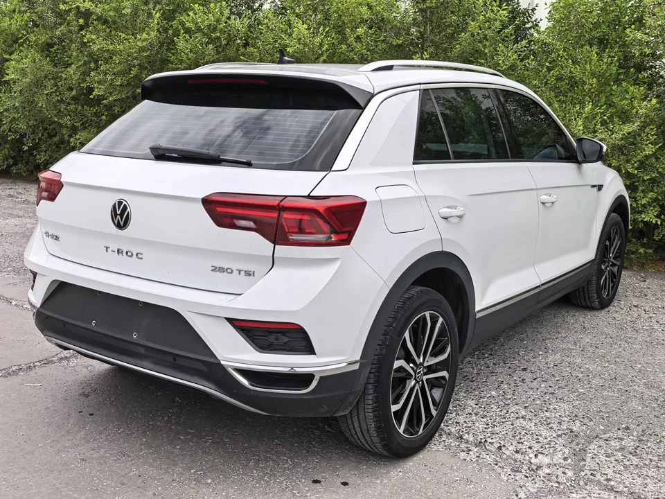 Volkswagen T-Roc TANG 2022 280TSI DSG 2WD Comfort PLUS 2022 — thumbnail 2
