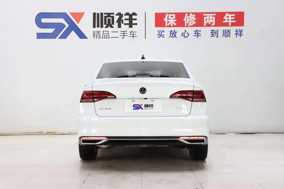 Volkswagen Bora Bora 2021 1.5L Automatic Fashion Smart Edition 2022 — thumbnail 2