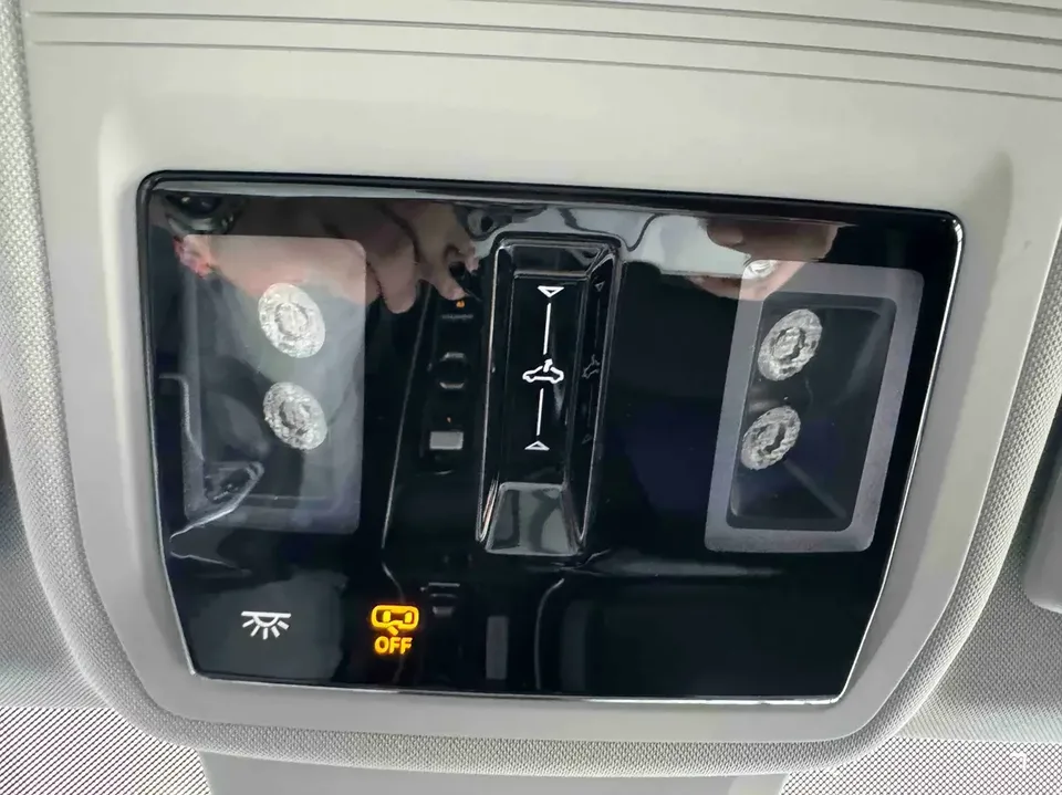 Volkswagen Lamando Lingdu 2022 Lingdu L 280TSI DSG Cool Edition 2022 — thumbnail 5