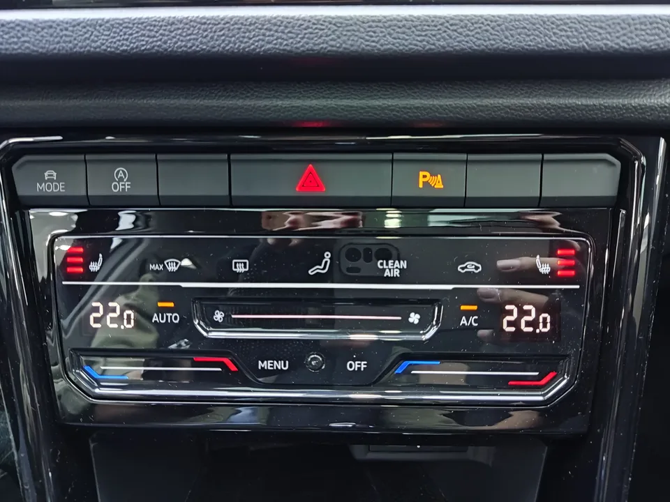 Volkswagen T-Roc TANG 2022 280TSI DSG 2WD Comfort PLUS 2023 — thumbnail 3