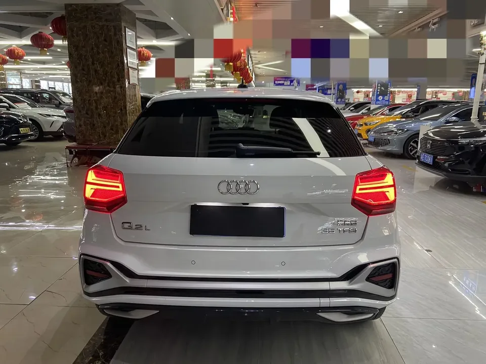 Audi Q2L Audi Q2L 2022 35 TFSI Stylish Dynamic 2022 — thumbnail 2