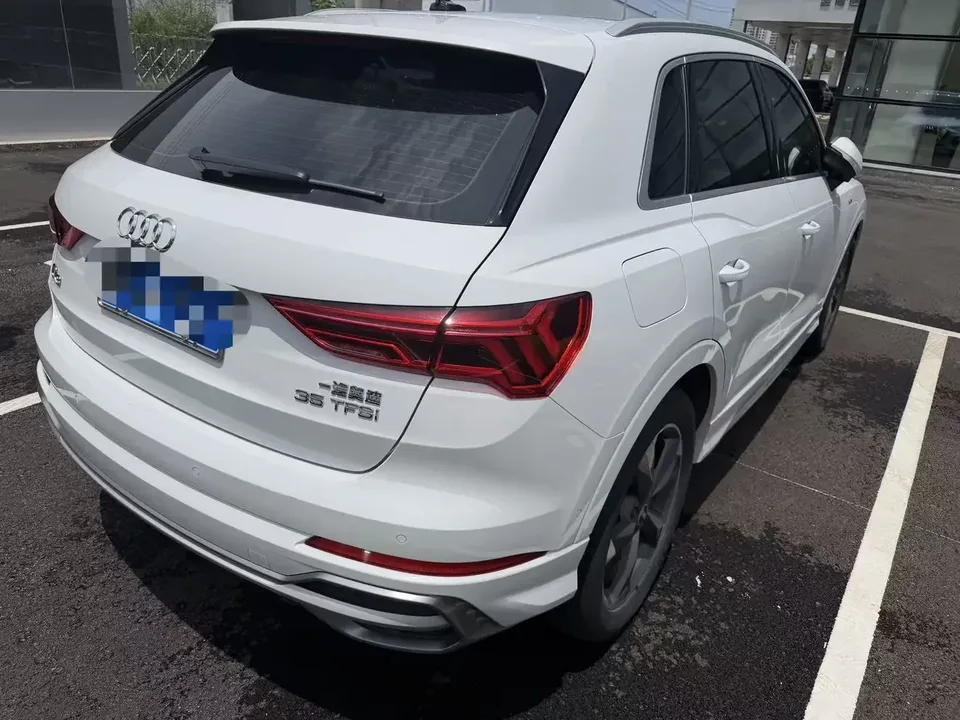 Audi Q3 Audi Q3 2023 35 TFSI Stylish Dynamic 2023 — thumbnail 4