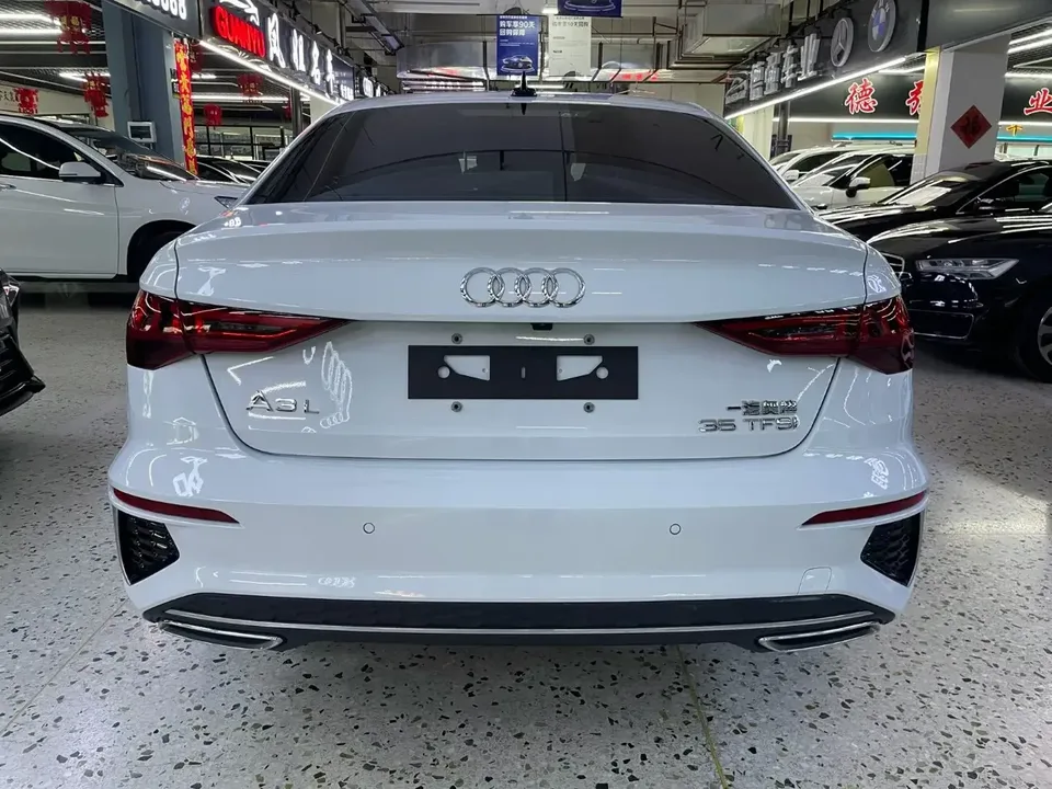 Audi A3 Audi A3 2023 A3L Limousine 35 TFSI Stylish Sports 2022 — миниатюра 2
