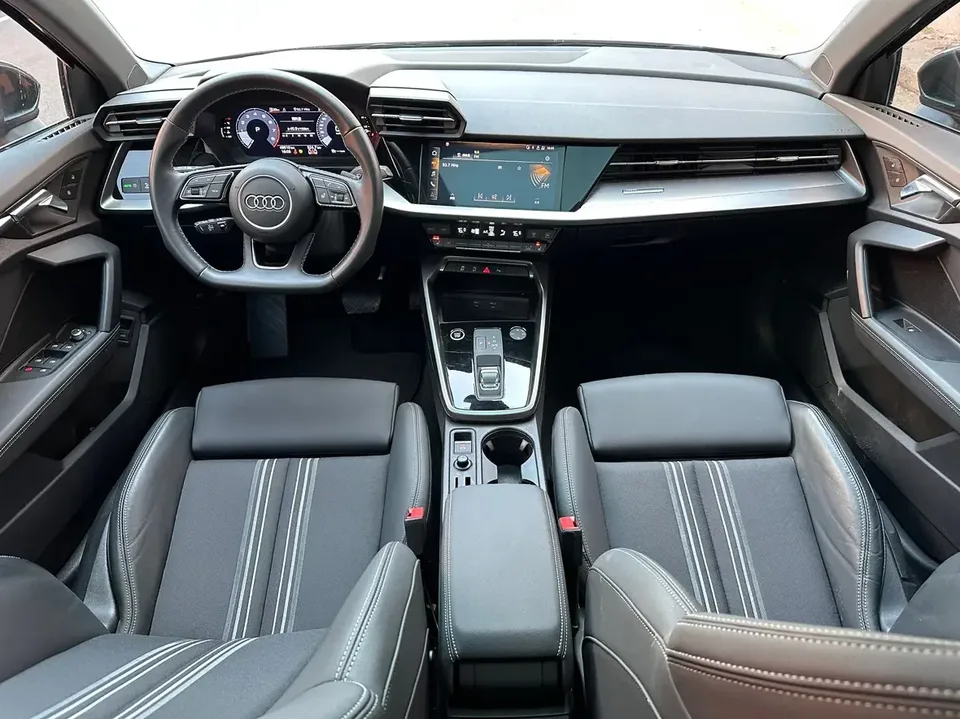 Audi A3 Audi A3 2022 Sportback 35 TFSI Stylish and sporty 2022 — thumbnail 4