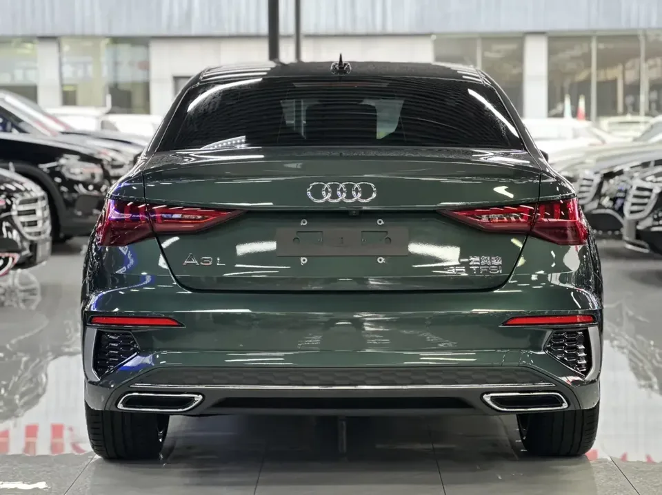 Audi A3 Audi A3 2022 A3L Limousine 35 TFSI Stylish Sports 2023 — миниатюра 2