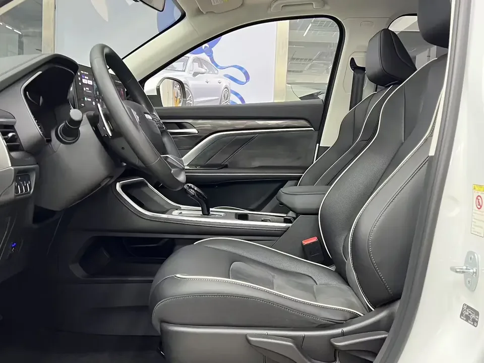Haval H6 Haval H6 2023 National Trend Edition 1.5T Automatic City Edition 2023 — миниатюра 5