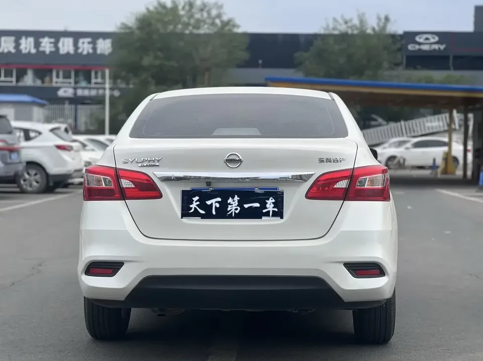 Nissan Sylphy Sylphy 2024 Classic 1.6L XE CVT Comfort Edition 2024 — миниатюра 2