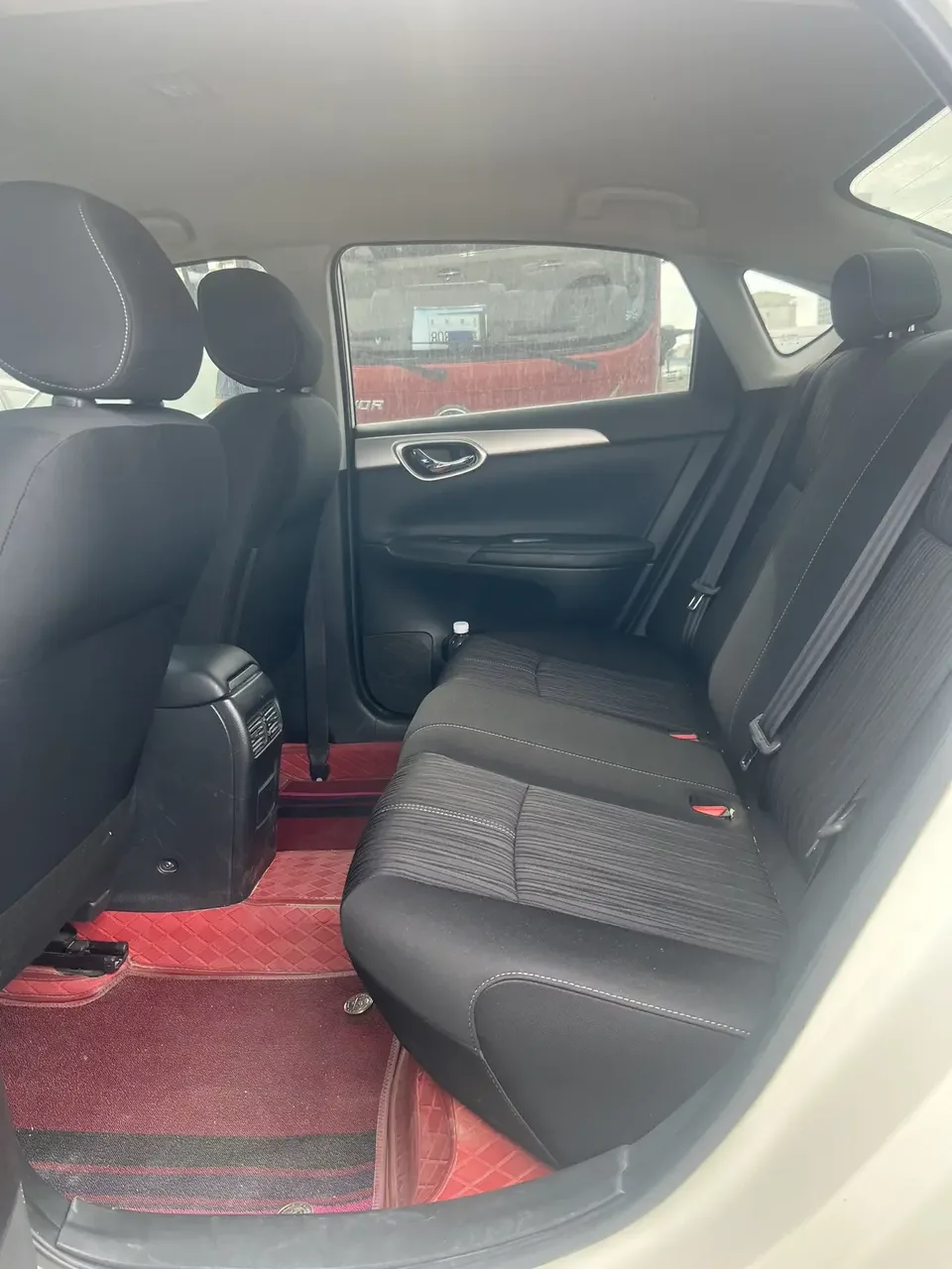 Nissan Sylphy Sylphy 2024 Classic 1.6L XE CVT Comfort Edition 2024 — миниатюра 3