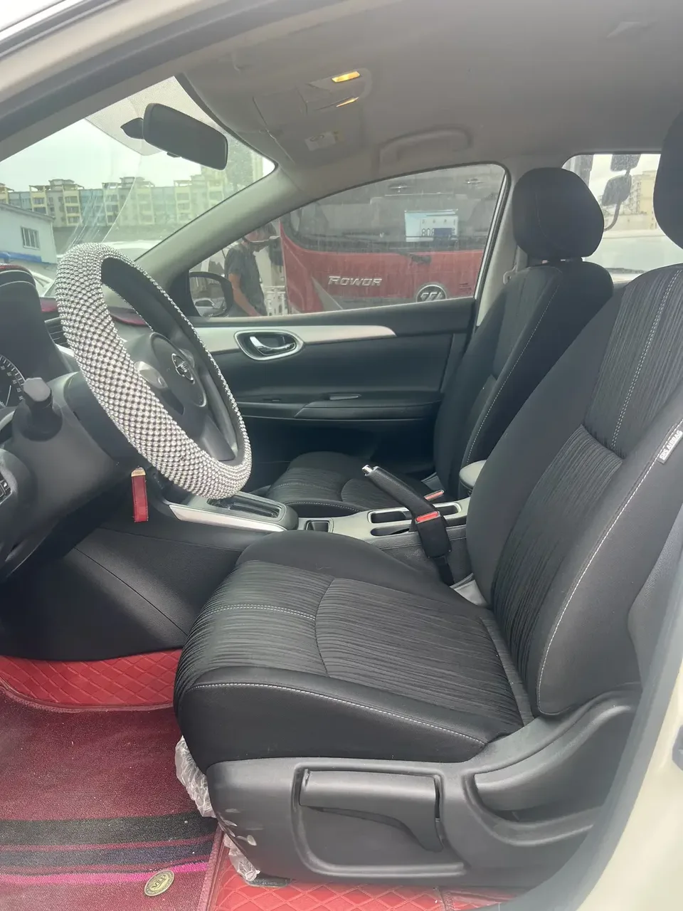 Nissan Sylphy Sylphy 2024 Classic 1.6L XE CVT Comfort Edition 2024 — миниатюра 5