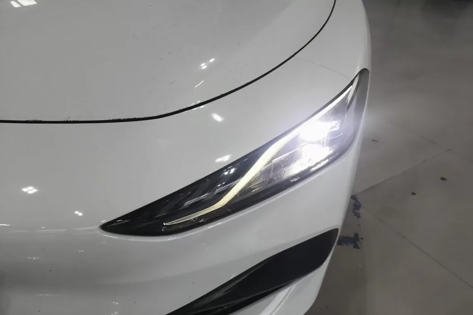Roewe D7 DMH Roewe D7 DMH 2025 125 World Championship Edition 2025 — thumbnail 2