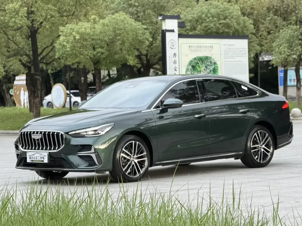 Geely Emgrand emgrand 2026 5th Generation 1.5T DCT Flagship Model 2025 — фото 1, купить с доставкой в Москву