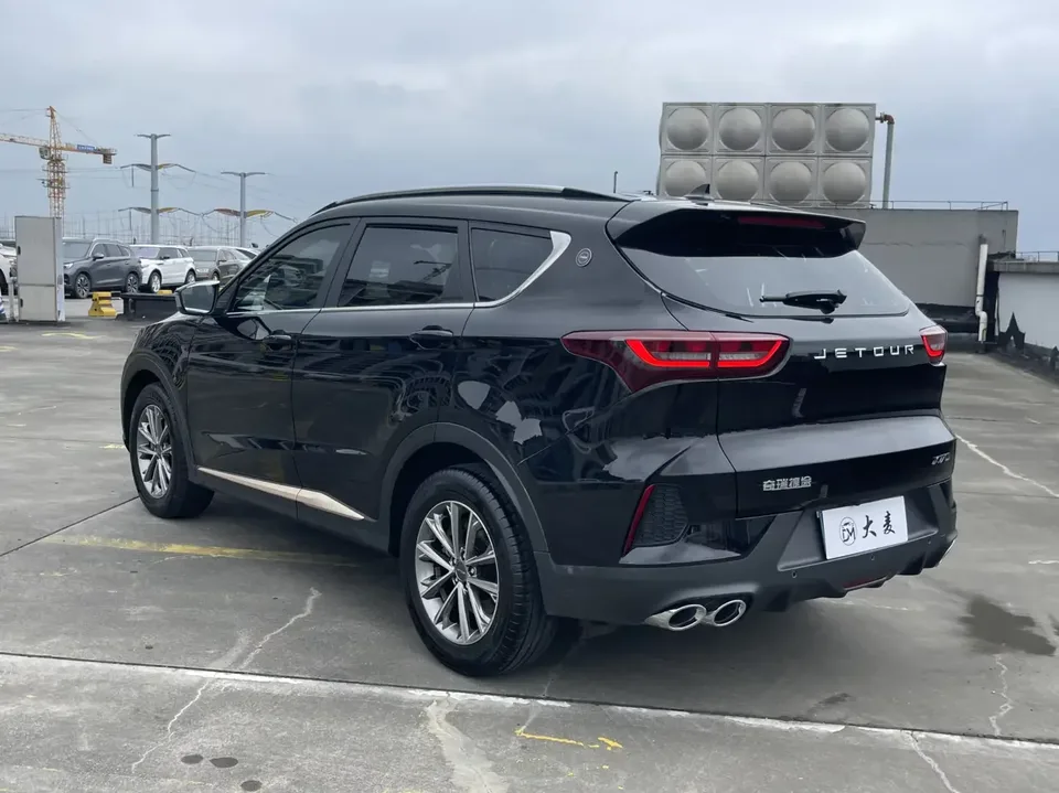 Jetour Jietu X70 Jietu X70 2025 1.5T DCT Beyond PRO 7 Seaters 2025 — thumbnail 4