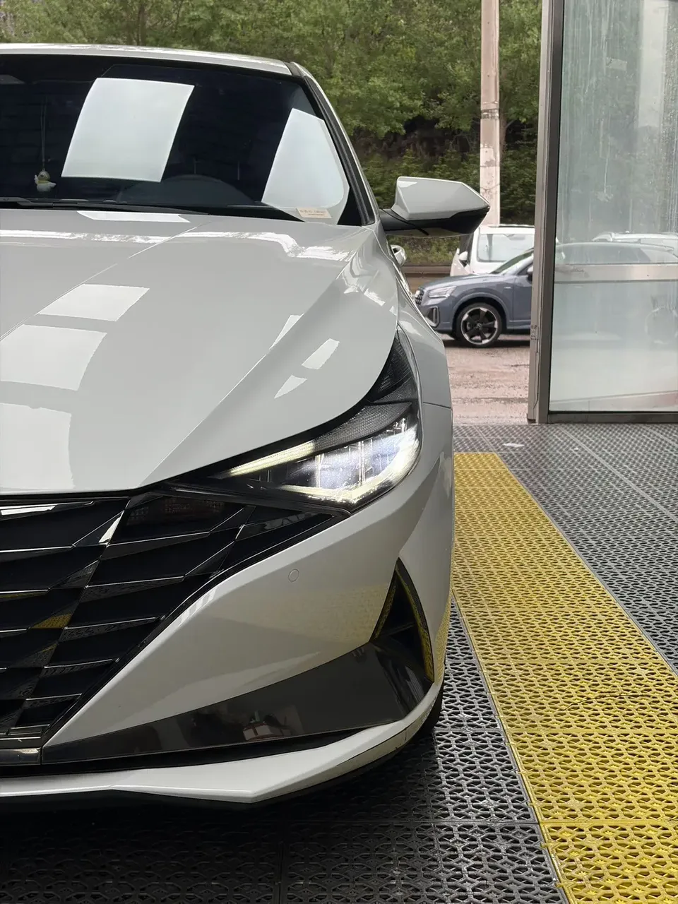 Hyundai Elantra Elantra 2022 1.5L CVT LUX Premium Edition 2022 — thumbnail 3