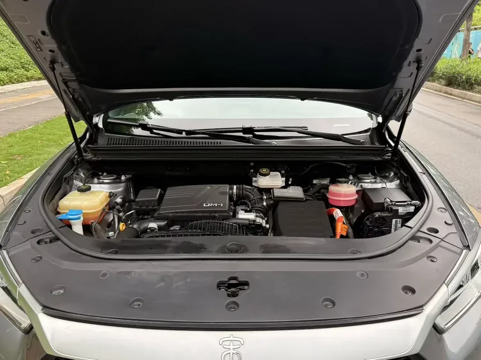 BYD Song Pro DM Song Pro DM 2022 DM-i 51km Luxury 2022 — thumbnail 2