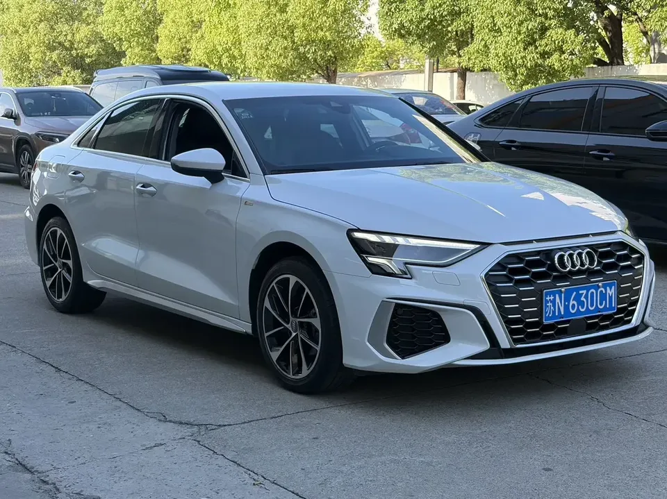 Audi A3 Audi A3 2022 Sportback 35 TFSI: A progressive sports model 2022 — thumbnail 3