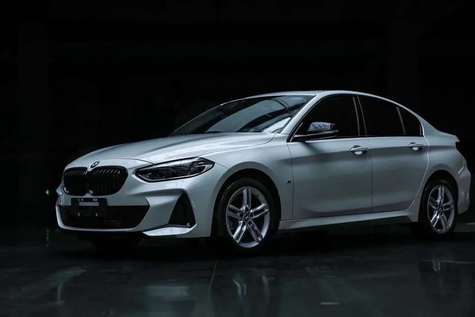 BMW 1 Series BMW 1 Series 2023 120i M Sport Night Edition 2023 — фото 1, купить с доставкой в Москву