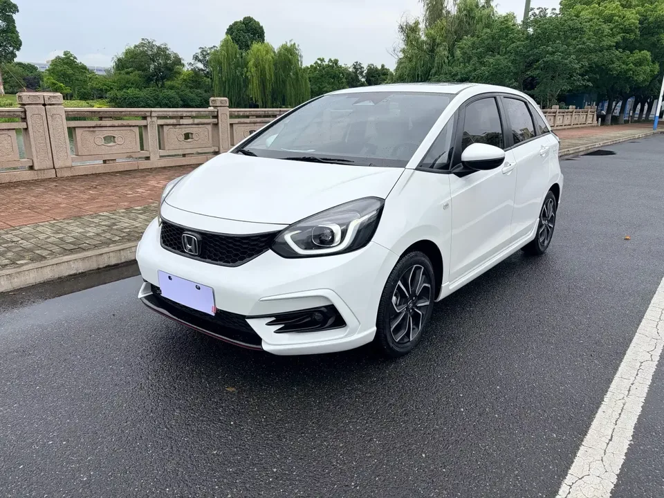 Honda LIFE HONDA LIFE 2023 1.5L CVT SPO-SS Smart Edition 2024 — photo 1, buy with delivery to Moscow