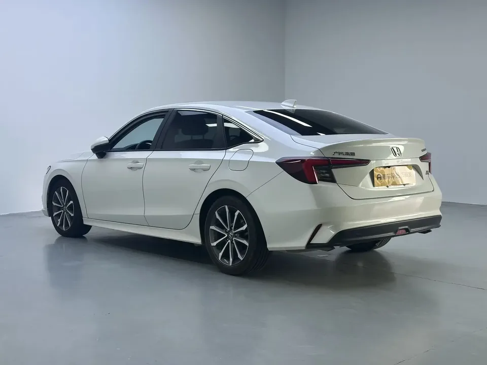 Honda Integra Style 2022 240TURBO CVT Phantom Night Tech Edition 2022 — thumbnail 2