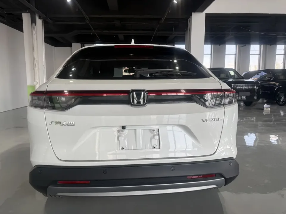 Honda VEZEL Binzhi 2023 1.5L CVT Elite Edition 2023 — thumbnail 2
