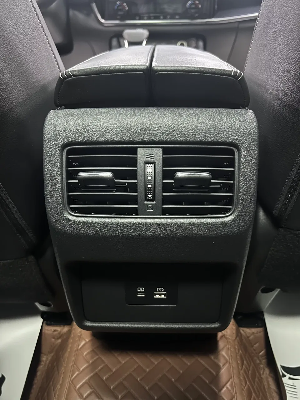 Nissan Qashqai Qashqai 2023 1.3T Deluxe Edition 2023 — миниатюра 4
