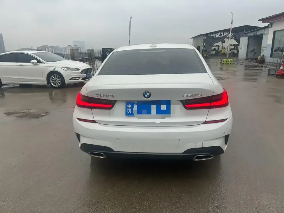 BMW 3 Series BMW 3 Series 2022 320Li M Sport Package 2022 — thumbnail 2