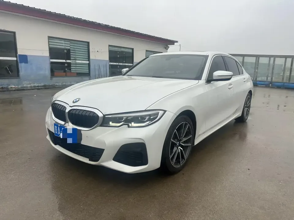 BMW 3 Series BMW 3 Series 2022 320Li M Sport Package 2022 — photo 1, buy with delivery to Moscow
