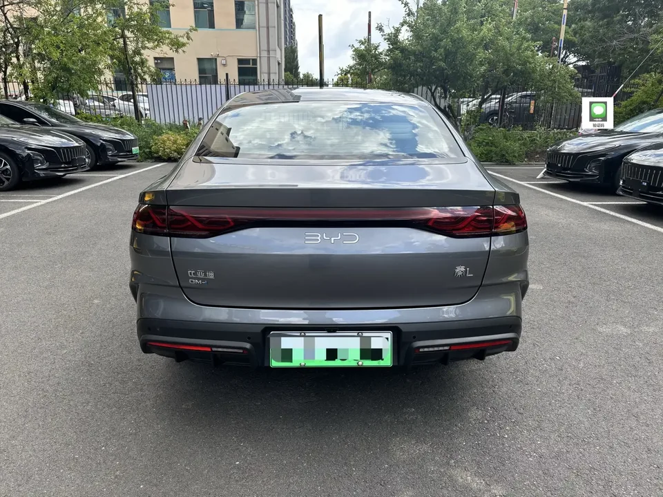 BYD Qin L DM Qin L DM 2024 DM-i 120KM Excellence 2024 — thumbnail 2