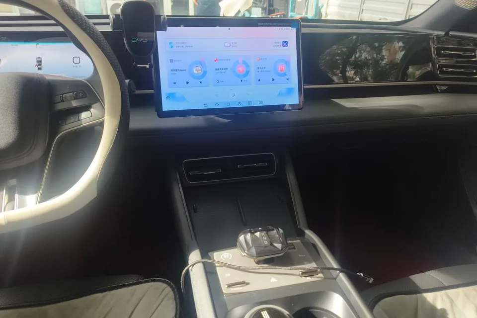 BYD Qin L DM Qin L DM 2024 DM-i 80KM Beyond 2024 — thumbnail 4