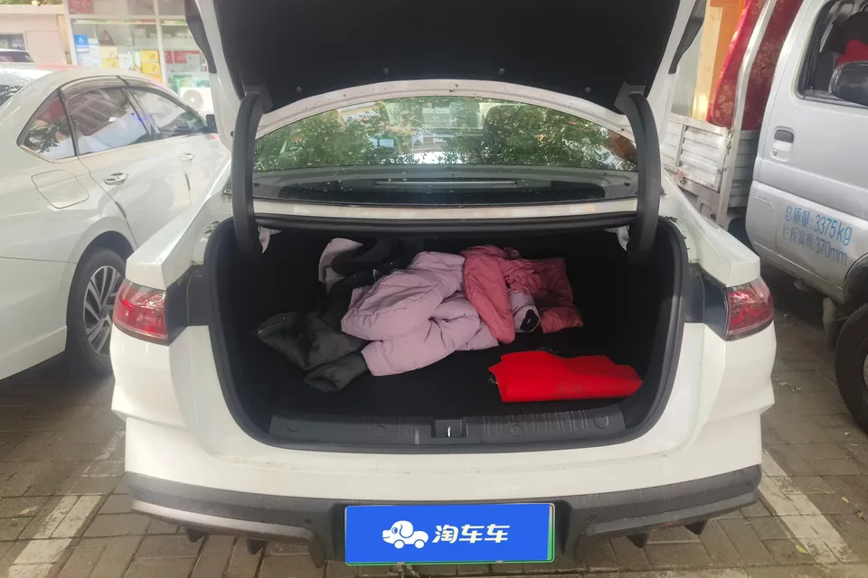 BYD Qin L DM Qin L DM 2024 DM-i 80KM Beyond 2024 — thumbnail 5