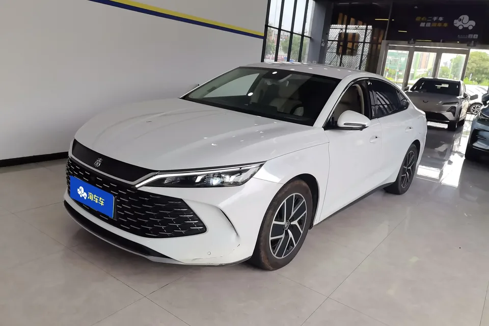BYD Qin L DM Qin L DM 2024 DM-i 80KM Beyond 2024 — фото 1, купить с доставкой в Москву