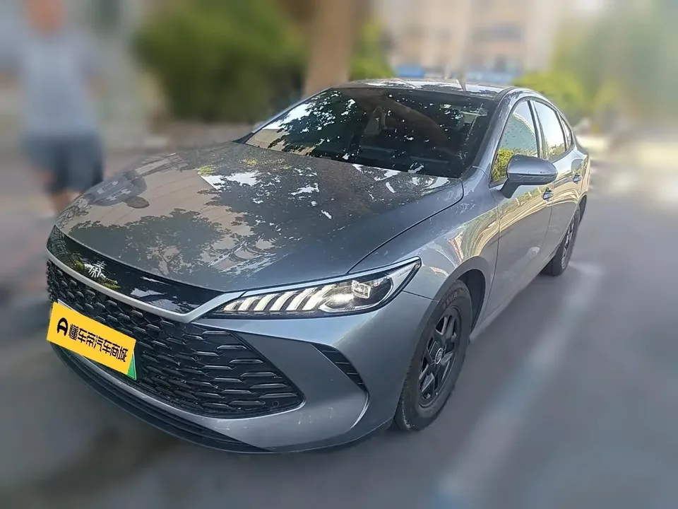 BYD Qin PLUS DM Qin PLUS DM 2025 DM-i 55KM Intelligent Driving Edition Leading Edition 2025 — photo 1, buy with delivery to Moscow