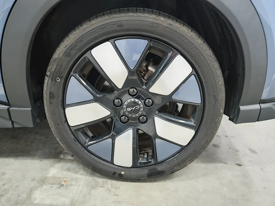 BYD Dolphin dolphin 2024 Glory Edition 401km Knight Edition 2024 — thumbnail 3