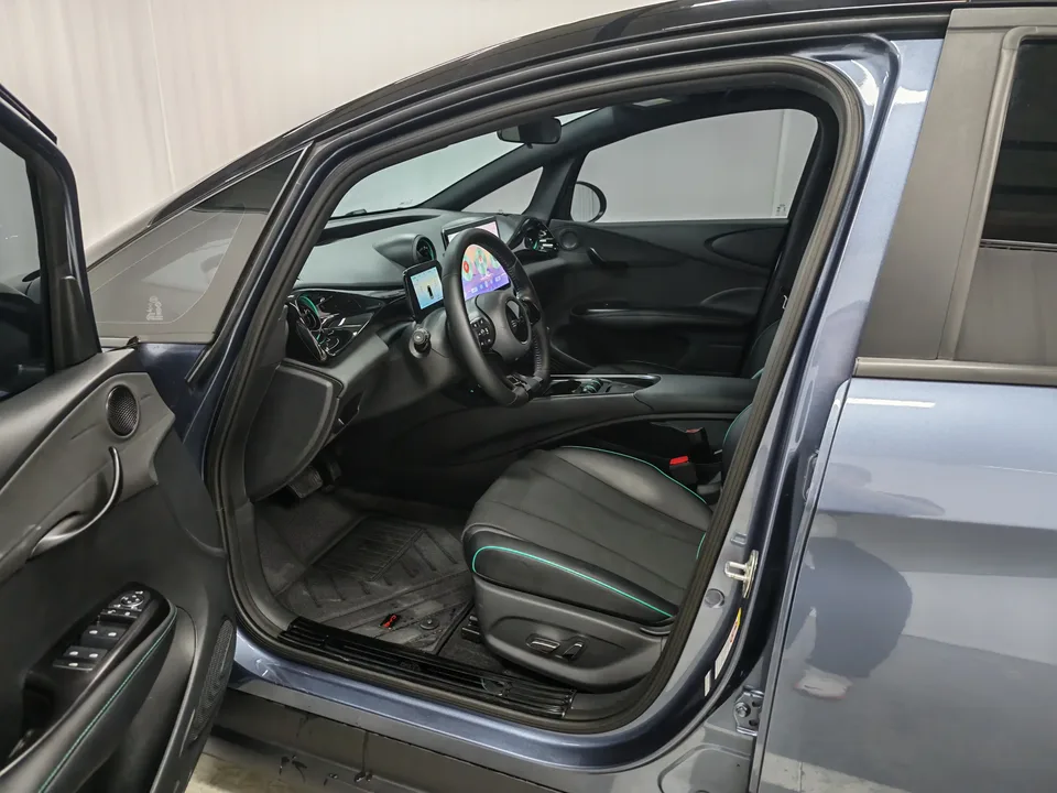 BYD Dolphin dolphin 2024 Glory Edition 401km Knight Edition 2024 — thumbnail 5