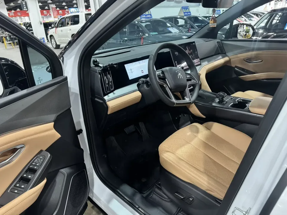 BYD Song L DM Song L DM 2024 DM-i 112KM Leading Type 2025 — thumbnail 5