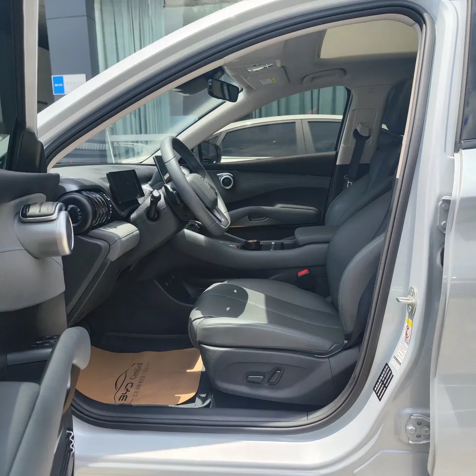 BYD Yuan Plus Yuan PLUS 2025 Smart Driving Edition 510KM Beyond Edition 2025 — thumbnail 3