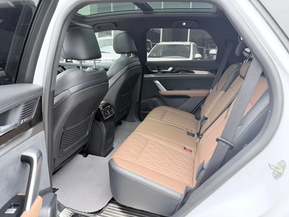 BYD Tang DM Tang DM 2021 DM-i 1.5T 112KM Premium 2022 — thumbnail 3