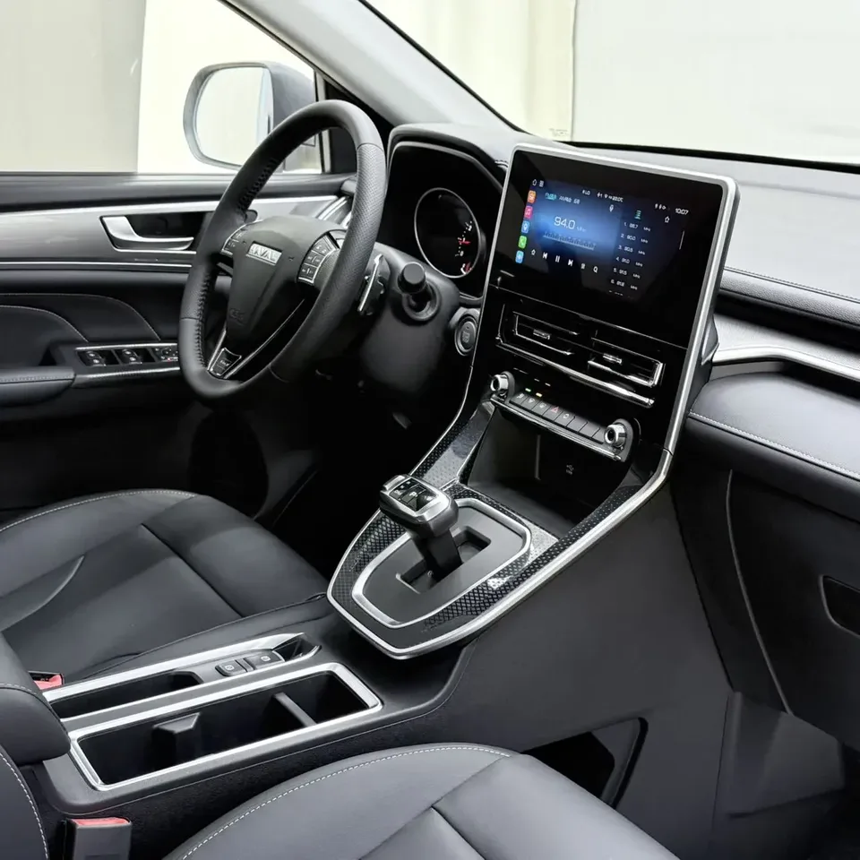 Haval M6 Haval M6 2023 PLUS 1.5T DCT Luxury Intelligent Connection 2023 — thumbnail 5