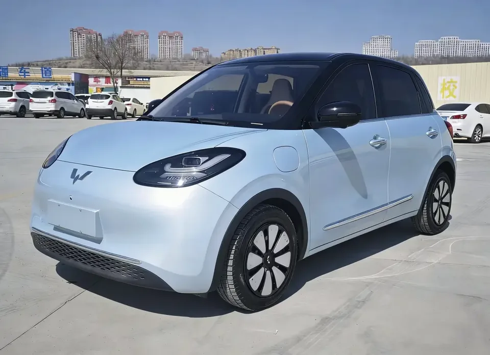 Wuling Bingo Wuling Bingo 2025 333KM Lingxi Exclusive Edition 2025 — photo 1, buy with delivery to Moscow
