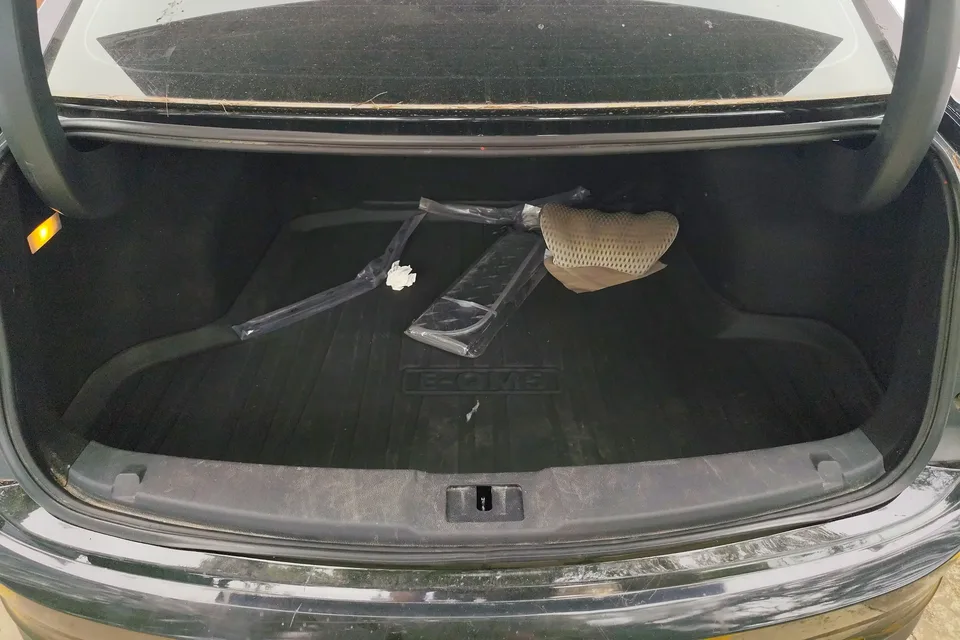 Hongqi E-QM5 Hongqi E-QM5 2022 Charging 431km LeXiang Edition 5-seater 2023 — thumbnail 5