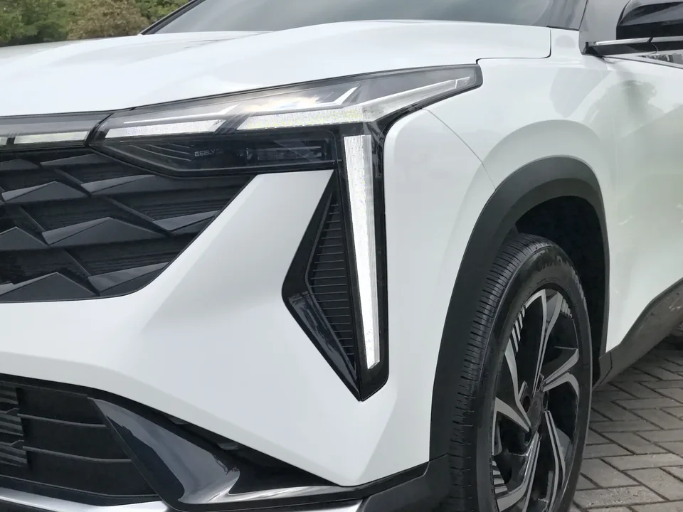 Geely Atlas Boyue 2023 Boyue COOL 1.5T Smart Link+ 2024 — thumbnail 3