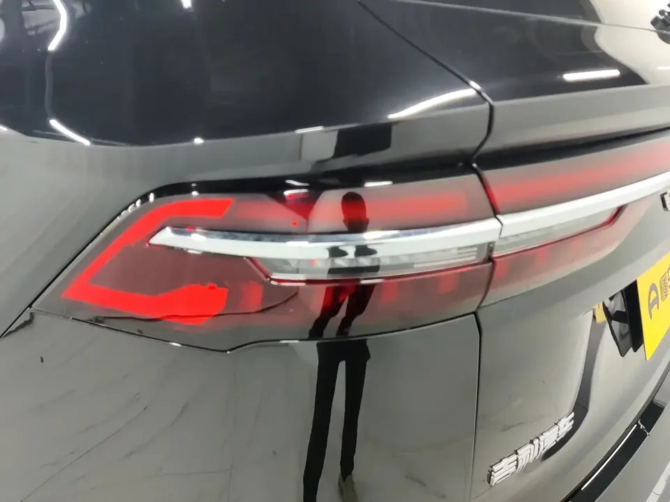 Geely Monjaro Xingyue L 2024 2.0TD DCT EVO 2WD Changfeng Edition 2026 — thumbnail 4