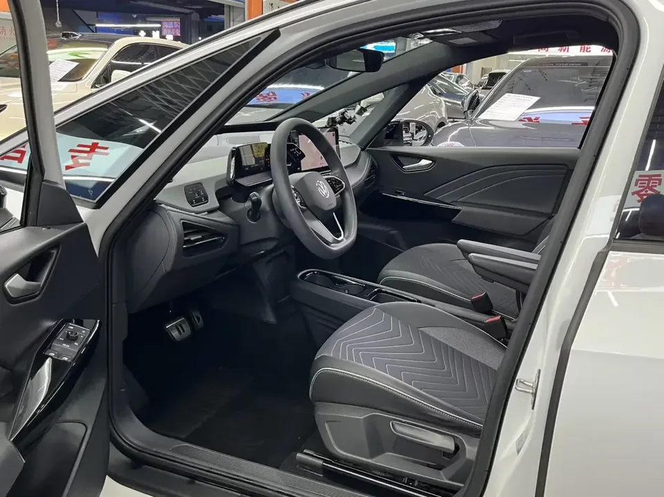Volkswagen ID.3 Volkswagen ID.3 2024 Pure Smart Edition 2024 — thumbnail 4