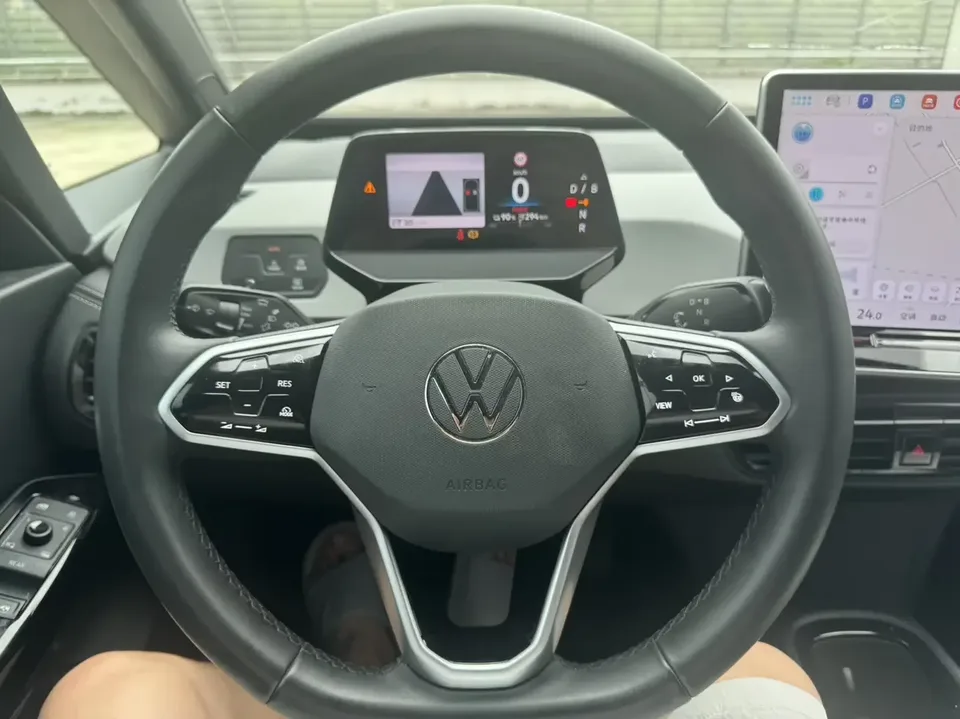 Volkswagen ID.3 Volkswagen ID.3 2025 Modified Smart Model 2024 — миниатюра 5