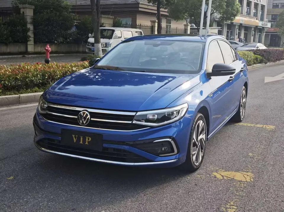 Volkswagen Bora Bora 2023 280TSI DSG Comfort Edition 2022 — photo 1, buy with delivery to Moscow