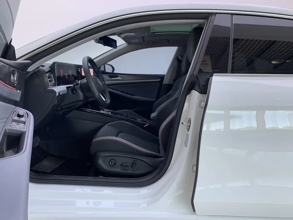 Volkswagen Lamando Lingdu 2024 Lingdu L 280TSI DSG Cool Edition 2024 — миниатюра 5