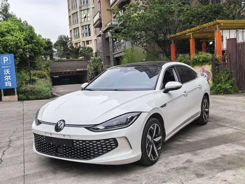 Volkswagen Lamando 2022 купить в Москве