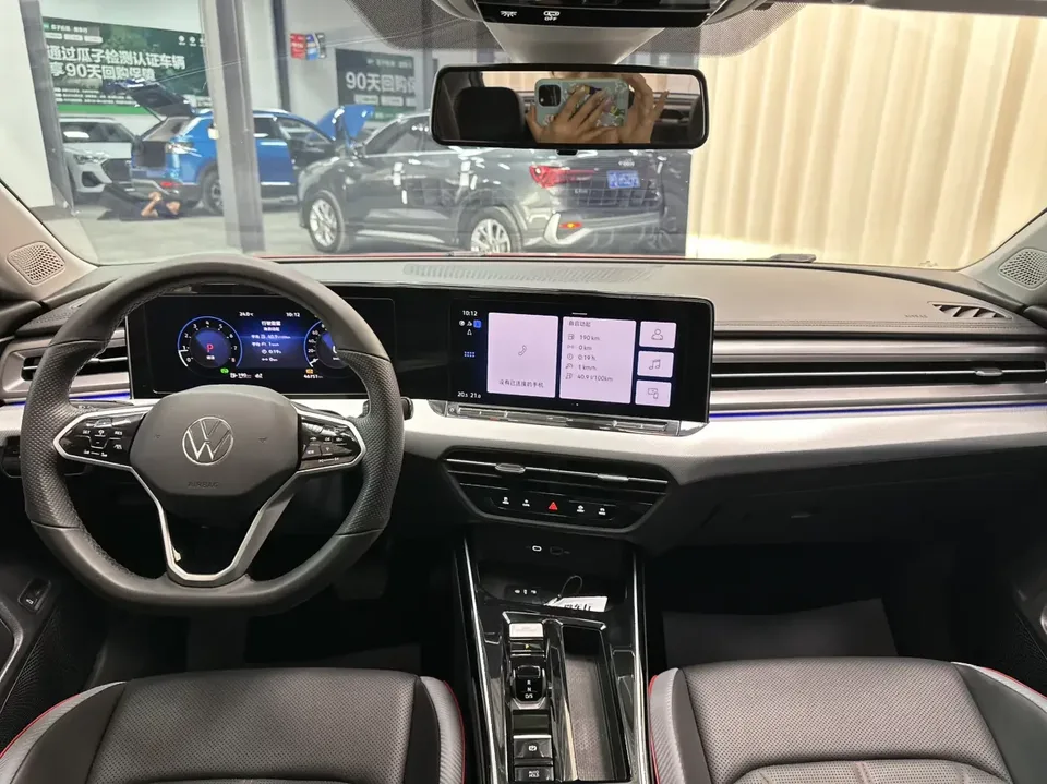 Volkswagen Lamando Lingdu 2023 Lingdu L 280TSI DSG Cool Edition 2023 — thumbnail 4