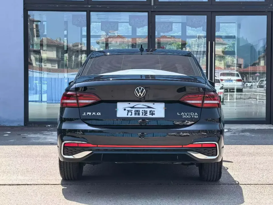 Volkswagen Lavida Lavida 2024 300TSI DSG Starry Sky Edition 2024 — thumbnail 2