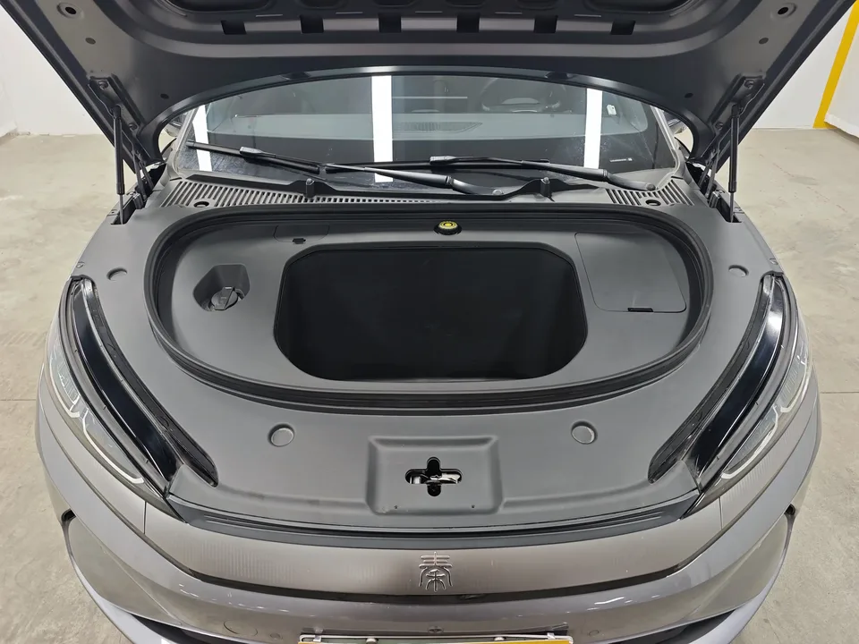 BYD Qin L EV Qin L EV 2025 470KM Leading Model 2026 — thumbnail 3
